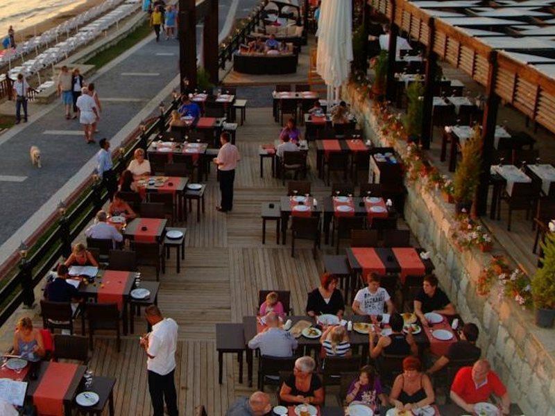 Side Beach Club Exterior photo