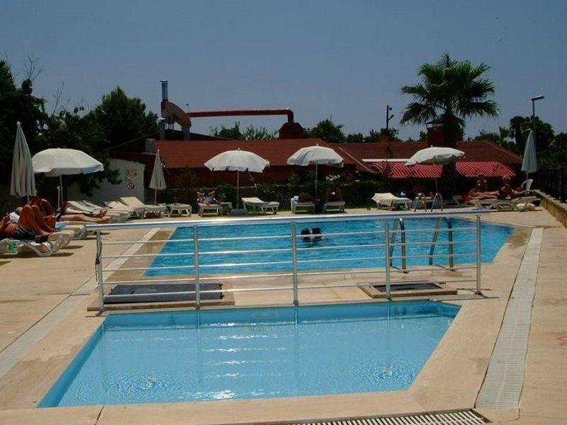 Side Beach Club Exterior photo