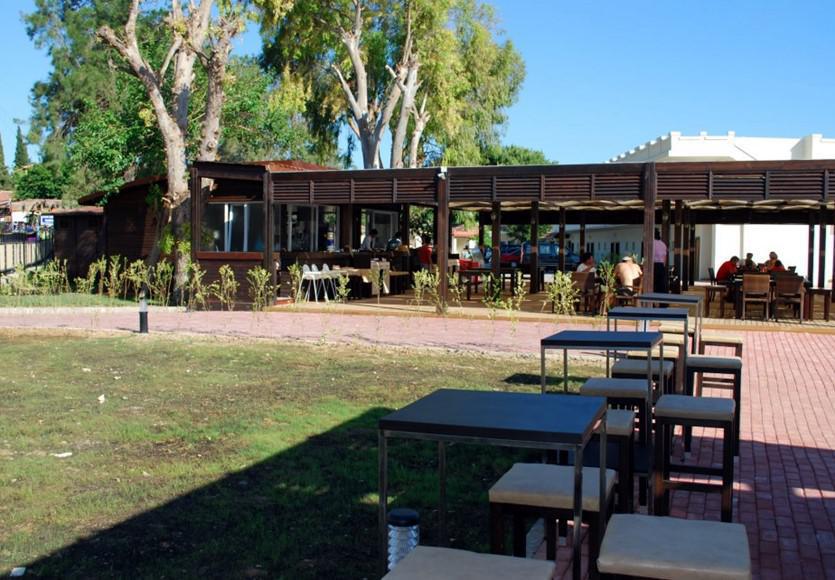 Side Beach Club Exterior photo