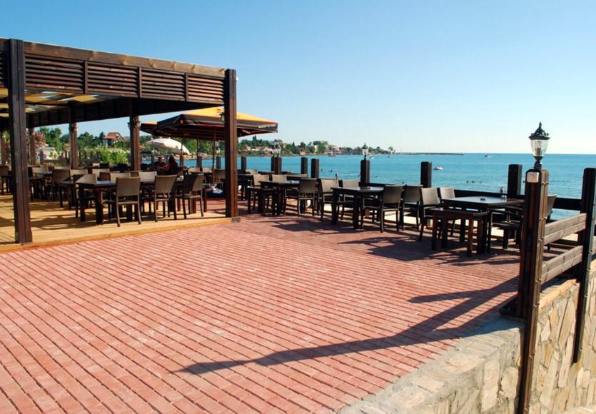 Side Beach Club Exterior photo